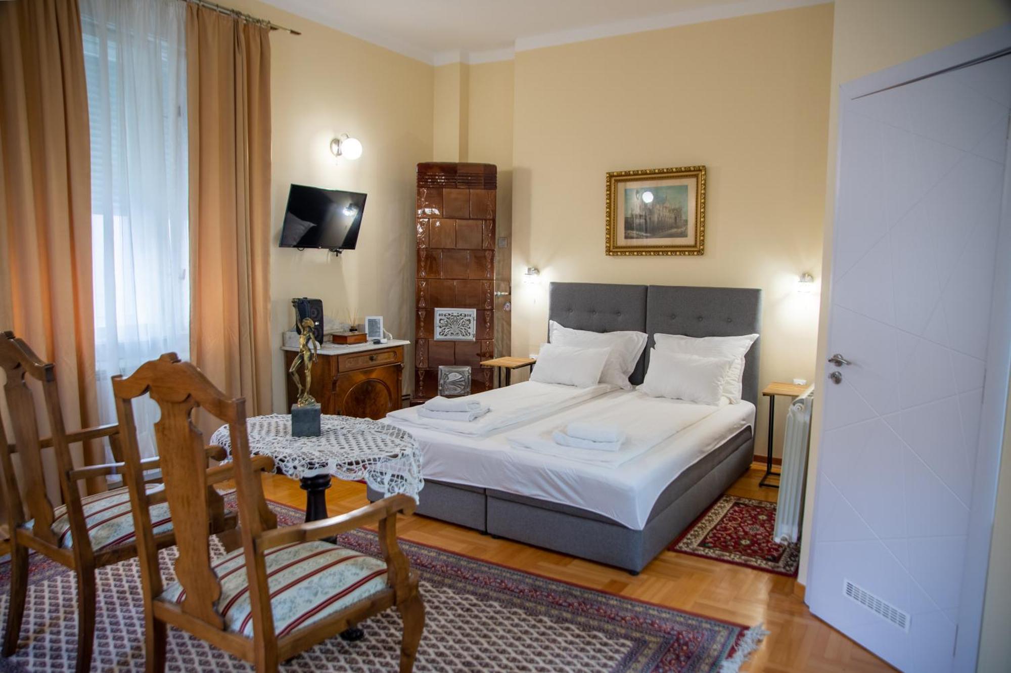 Apartman Centar 스렘스키카를로브치 외부 사진