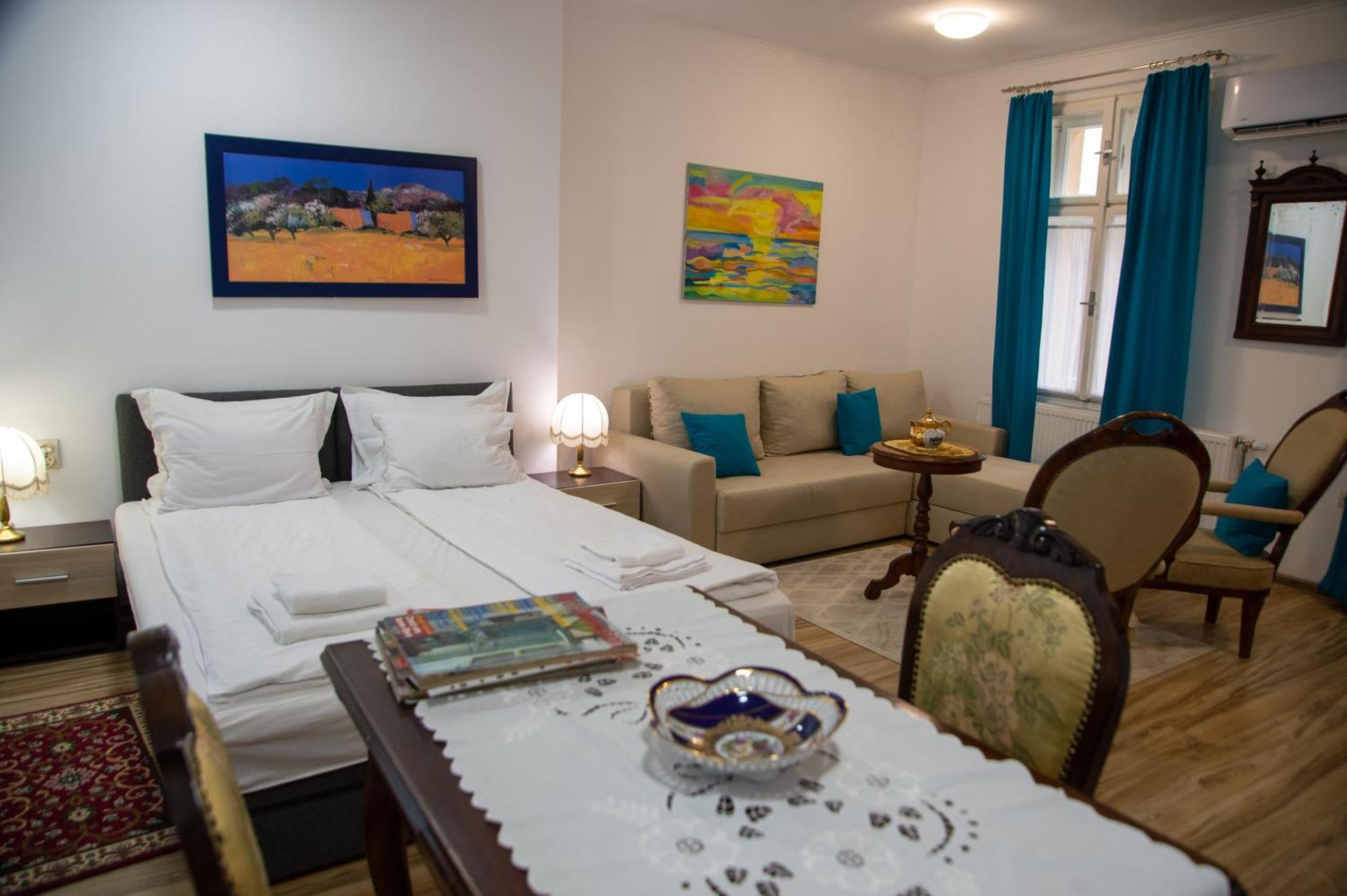 Apartman Centar 스렘스키카를로브치 외부 사진
