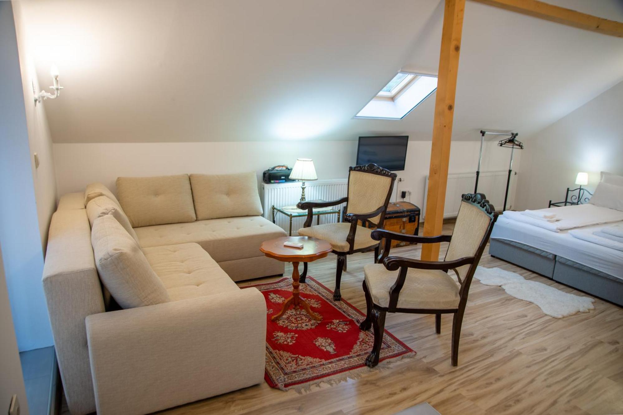Apartman Centar 스렘스키카를로브치 외부 사진